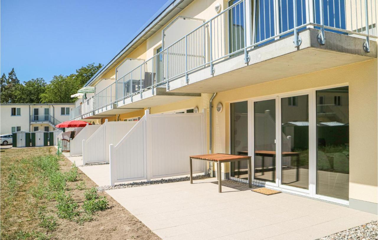 Awesome apartment in Graal-Mritz with 1 Bedrooms&WiFi Buitenkant foto