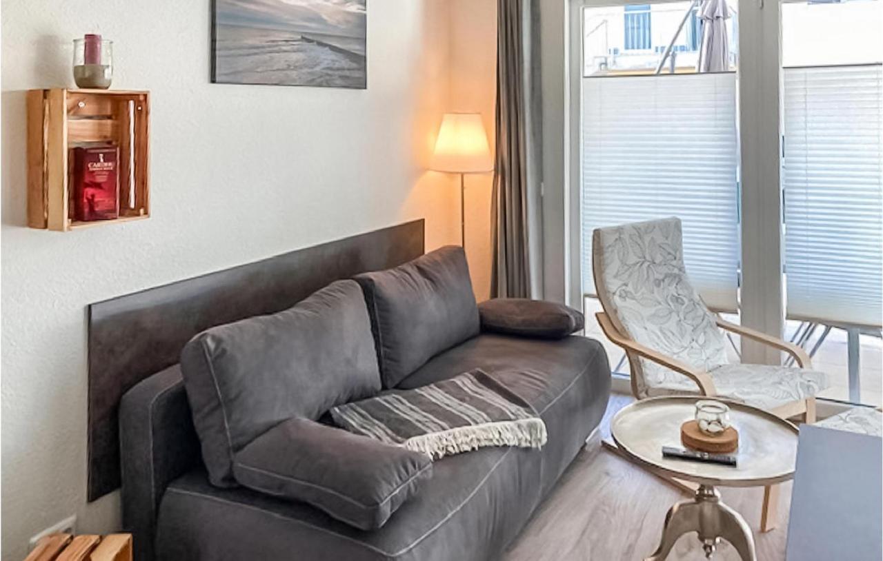 Awesome apartment in Graal-Mritz with 1 Bedrooms&WiFi Buitenkant foto